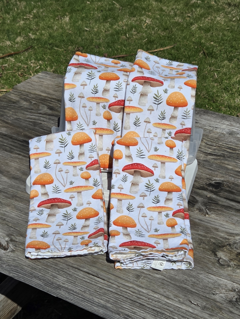 Mushroom Print Dining Napkins - Orange & Red
